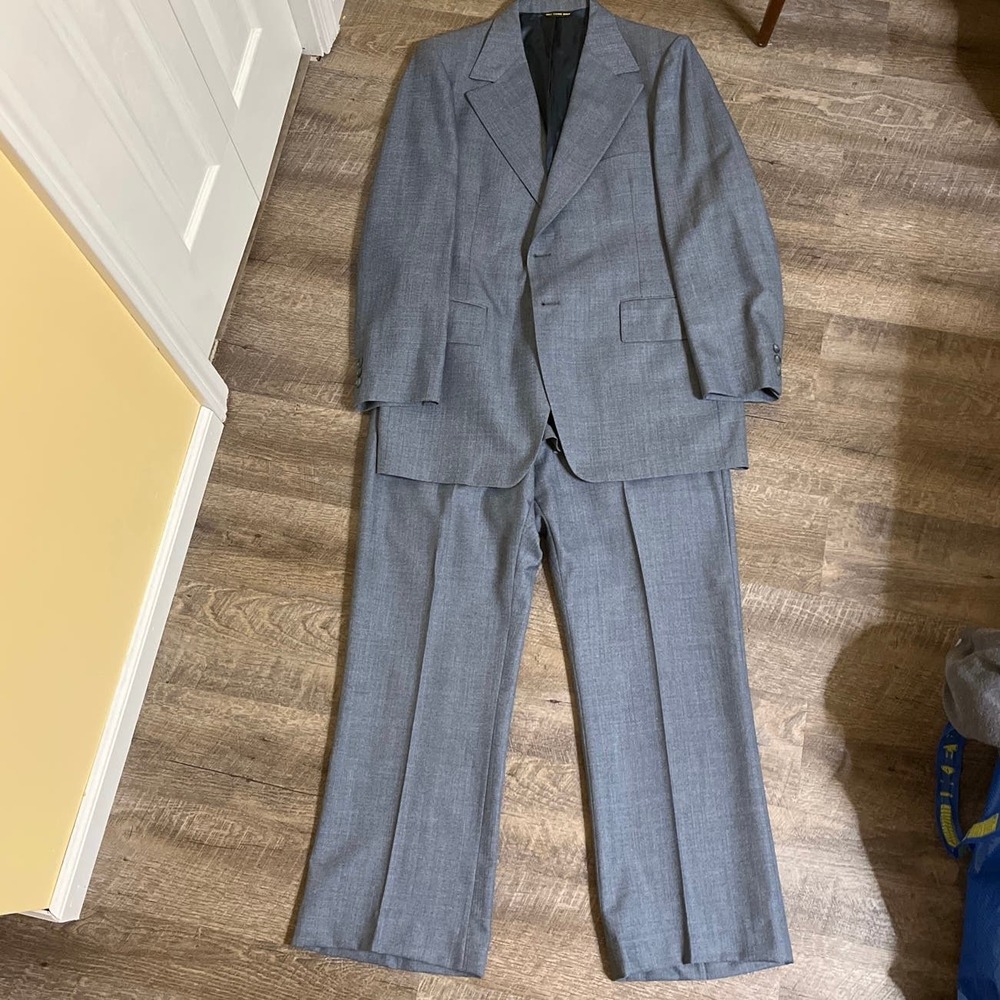 Vintage Botany 500 Gray Suit Jacket & Pants - Picture 2 of 8